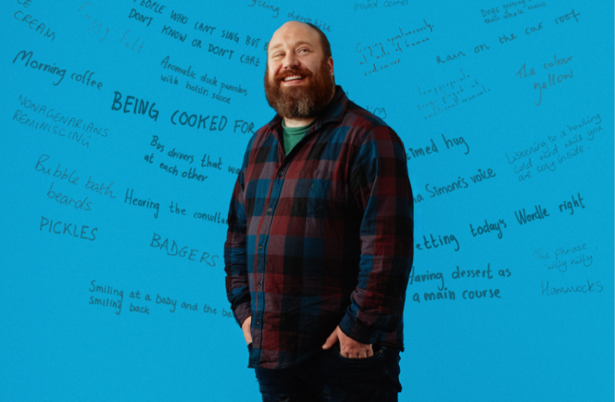 Ten years on from its first performances, the smash hit show Every Brilliant Thing by Duncan Macmillan and Jonny Donahoe comes to the Tron in Feb.

A play about depression and the lengths we go to for those we love.

EVERY BRILLIANT THING (4 - 8 Feb) ➡️ tron.co.uk/shows/every-br…