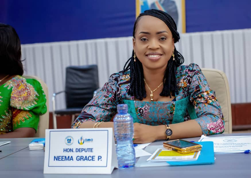 IfumoH's tweet photo. 🛑 L'honorable Grâce Neema Paininye, est un exemple de dévouement pour notre nation. En tant que questeure adjointe, elle incarne l'unité et la cohésion dont nous avons tant besoin.  
@DeniseNyakeru @VitalKamerhe1 @fatshi13 https://t.co/6FaOBIumBO