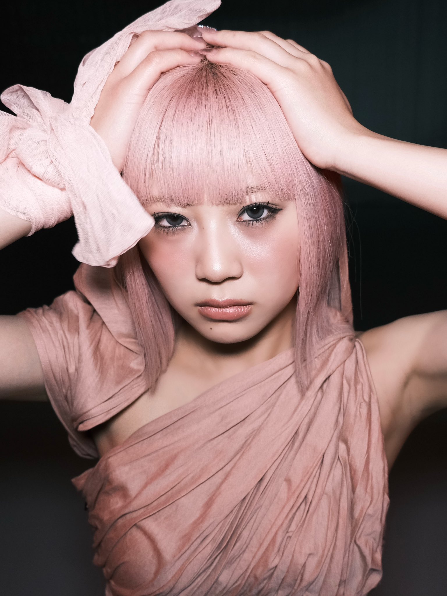 Ghu2aG7a0AAJ55R?format=jpg&name=large