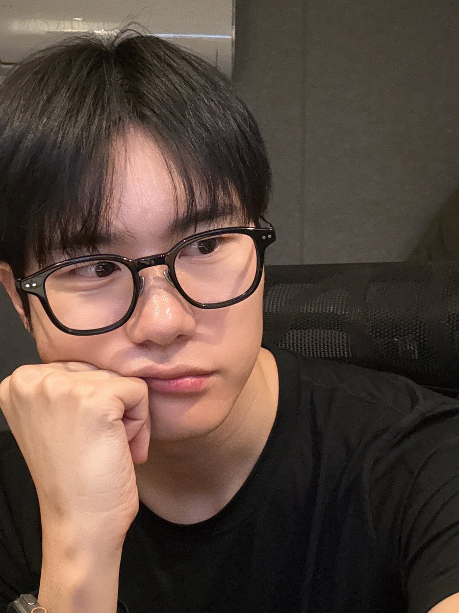 나는 승식 tweet media