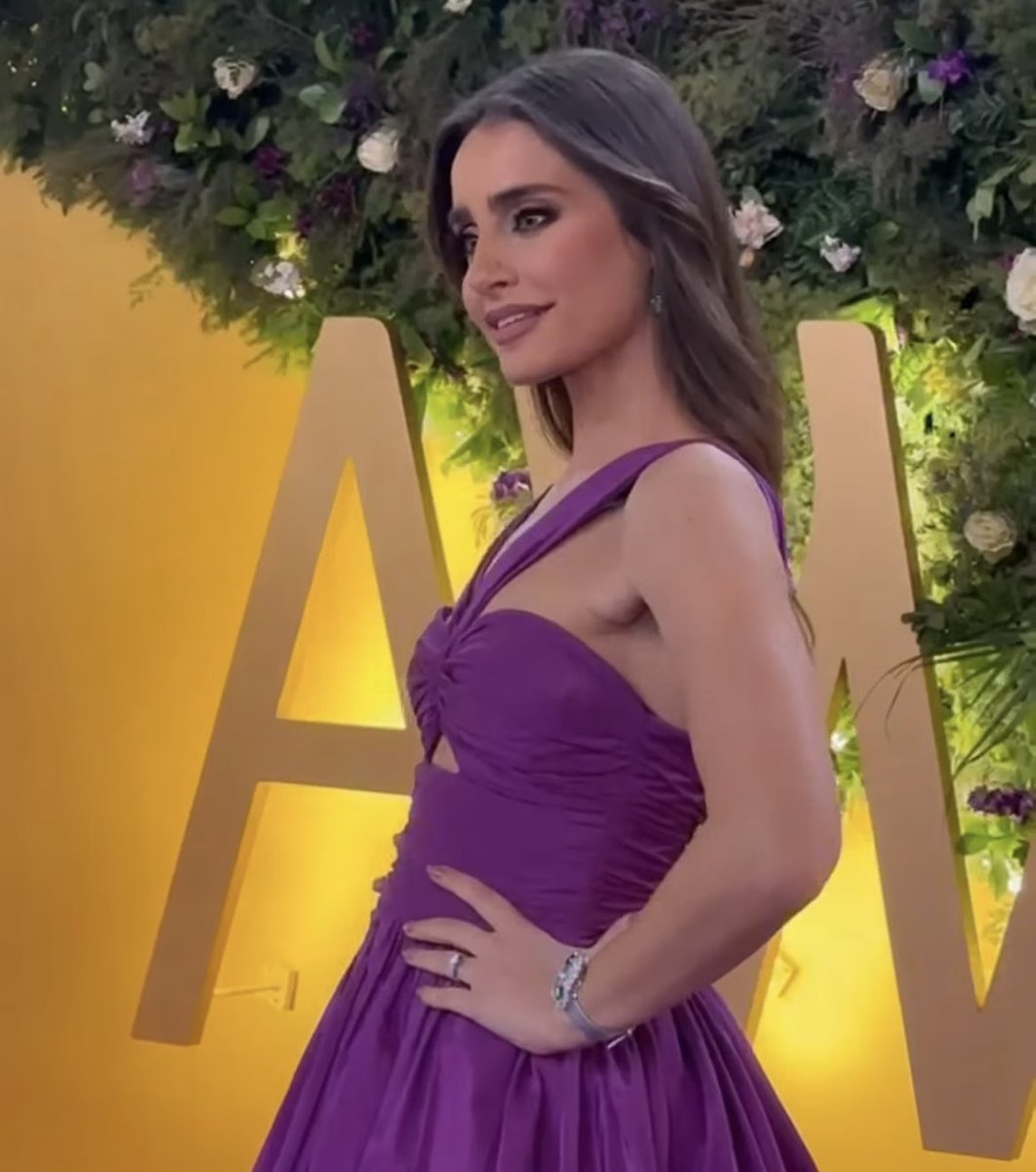 nicole haddad (@nicolehaddad28) on Twitter photo شو هالجمال يا احلى aimee اشتقنالك نشوفك عالtv ما في شي مسلسل قريب اشتقنالك كتيير قمر متل كل مرة الله يحميكي lovee uuu <a href="/AimeeSayah/">Aimée SAYAH إيميه الصيّاح</a> 💜💜💜💜 شو هالجمال يا احلى aimee اشتقنالك نشوفك عالtv ما في شي مسلسل قريب اشتقنالك كتيير قمر متل كل مرة الله يحميكي lovee uuu <a href="/AimeeSayah/">Aimée SAYAH إيميه الصيّاح</a> 💜💜💜💜
