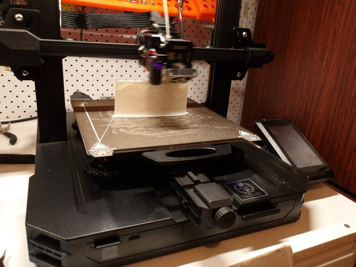 LJC_Designs's tweet photo. Working on a 3D printed RC park flyer, printed in light weight PLA https://t.co/k1shvWD5xt