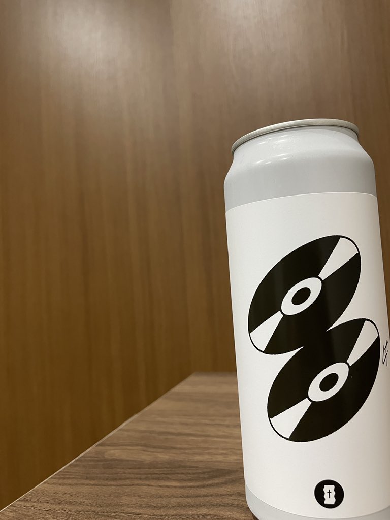 yh_ehm's tweet photo. Totopiaその2
レコードっぽいイラストに一目惚れしてジャケ買い🍺
ラガーだけどIPAのような味わい！めちゃうま🤤
#Totopia
#Classicphobia https://t.co/sXHp9kxIgw