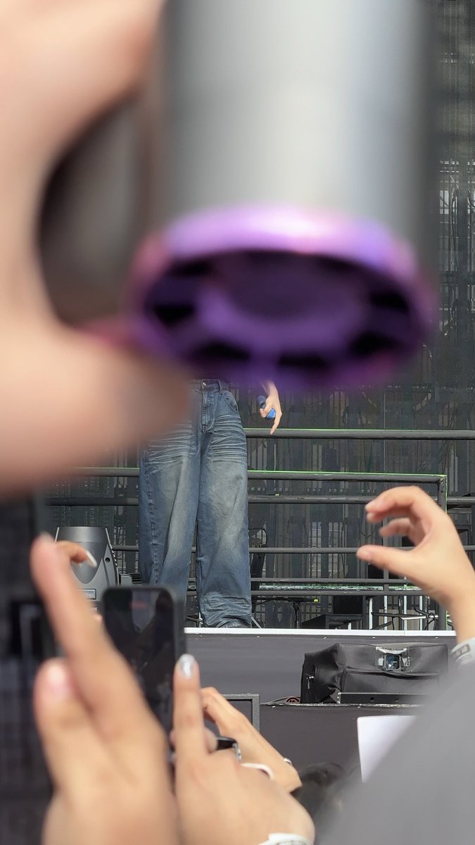 the fan in fancam stands for jisulife mini fan