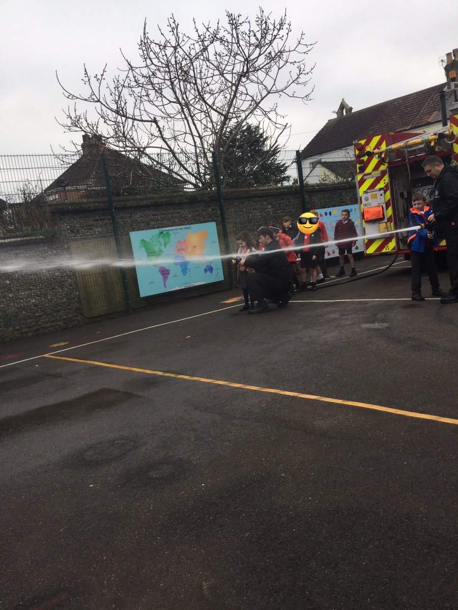 LyminsterEvents tweet media