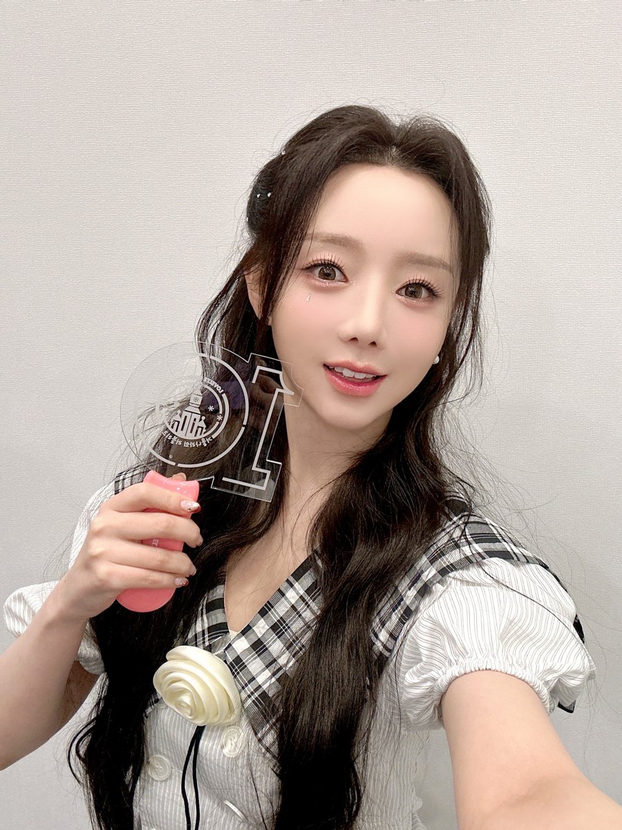 キッスエンタ / KISS Ent (@kissent2010) on Twitter photo LOVELYZ CONCERT
冬の国のLOVELYZ 4 IN JAPAN
D-5🤍
#Kei セルカ到着❄️
Lovelinus楽しみにしていてくださいね✨
❄2025.01.26
❄Toyosu PIT
🎟️チケット販売中
🔗kissent.jp/contents/872194
<a href="/Official_LVLZ/">Lovelyz_Official</a>
<a href="/OfficialLVLZ_JP/">Lovelyz Japan Official</a>
#Lovelyz #러블리즈 #冬の国のLOVELYZ4
#Lovelinus LOVELYZ CONCERT
冬の国のLOVELYZ 4 IN JAPAN
D-5🤍
#Kei セルカ到着❄️
Lovelinus楽しみにしていてくださいね✨
❄2025.01.26
❄Toyosu PIT
🎟️チケット販売中
🔗kissent.jp/contents/872194
<a href="/Official_LVLZ/">Lovelyz_Official</a>
<a href="/OfficialLVLZ_JP/">Lovelyz Japan Official</a>
#Lovelyz #러블리즈 #冬の国のLOVELYZ4
#Lovelinus