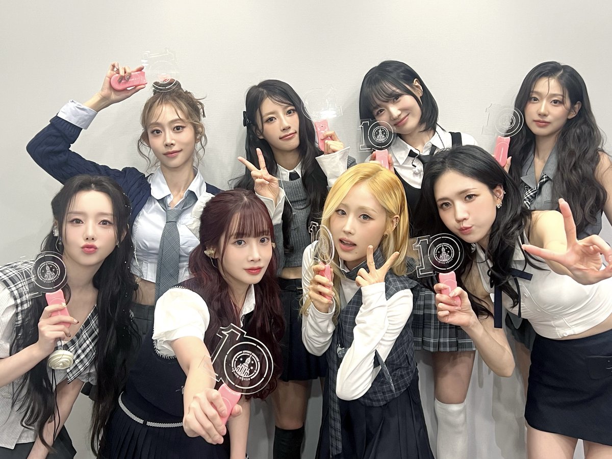 キッスエンタ / KISS Ent (@kissent2010) on Twitter photo LOVELYZ CONCERT
冬の国のLOVELYZ 4 IN JAPAN
D-1🤍
#Lovelyz セルカ到着❄️
Lovelinus明日は全力で楽しみましょう🩷
❄2025.01.26
❄Toyosu PIT
公演詳細
🔗kissent.jp/contents/872194
<a href="/Official_LVLZ/">Lovelyz_Official</a>
<a href="/OfficialLVLZ_JP/">Lovelyz Japan Official</a>
#러블리즈 #冬の国のLOVELYZ4
#Lovelinus LOVELYZ CONCERT
冬の国のLOVELYZ 4 IN JAPAN
D-1🤍
#Lovelyz セルカ到着❄️
Lovelinus明日は全力で楽しみましょう🩷
❄2025.01.26
❄Toyosu PIT
公演詳細
🔗kissent.jp/contents/872194
<a href="/Official_LVLZ/">Lovelyz_Official</a>
<a href="/OfficialLVLZ_JP/">Lovelyz Japan Official</a>
#러블리즈 #冬の国のLOVELYZ4
#Lovelinus