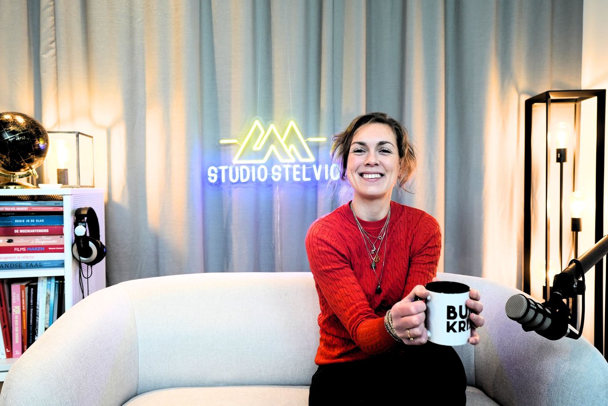 Buiten De Krijtlijnen (@dekrijtlijnen) on Twitter photo 🎧 Straks in je podcastapp: Hoe weet je of een les écht goed is?
<a href="/HannahBijlsma/">Hannah Bijlsma</a> over het meten van leskwaliteit, valkuilen bij observaties en hoe je als school echt verder komt. #BuitenDeKrijtlijnen 🎧 Straks in je podcastapp: Hoe weet je of een les écht goed is?
<a href="/HannahBijlsma/">Hannah Bijlsma</a> over het meten van leskwaliteit, valkuilen bij observaties en hoe je als school echt verder komt. #BuitenDeKrijtlijnen