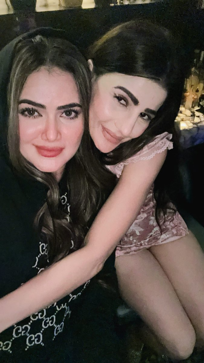 sadafsafdi's tweet photo. ایکس کی ہر عورت کسی مرد سے رشتے کی تلاش میں نہیں ہوتی اور نہ ہی یہ کوئی ڈیٹنگ پروجیکٹ ہے ہر وہ عورت جو آپکی پوسٹ کو پسند کرتی ہے ضروری نہیں کہ آپکو بھی پسند کرے اور پوسٹ پر ہنسنے والی ہر عورت غیر اخلاقی نہیں ہوتی
#Mind_It 🙏🙏 https://t.co/5iRusSFpJZ