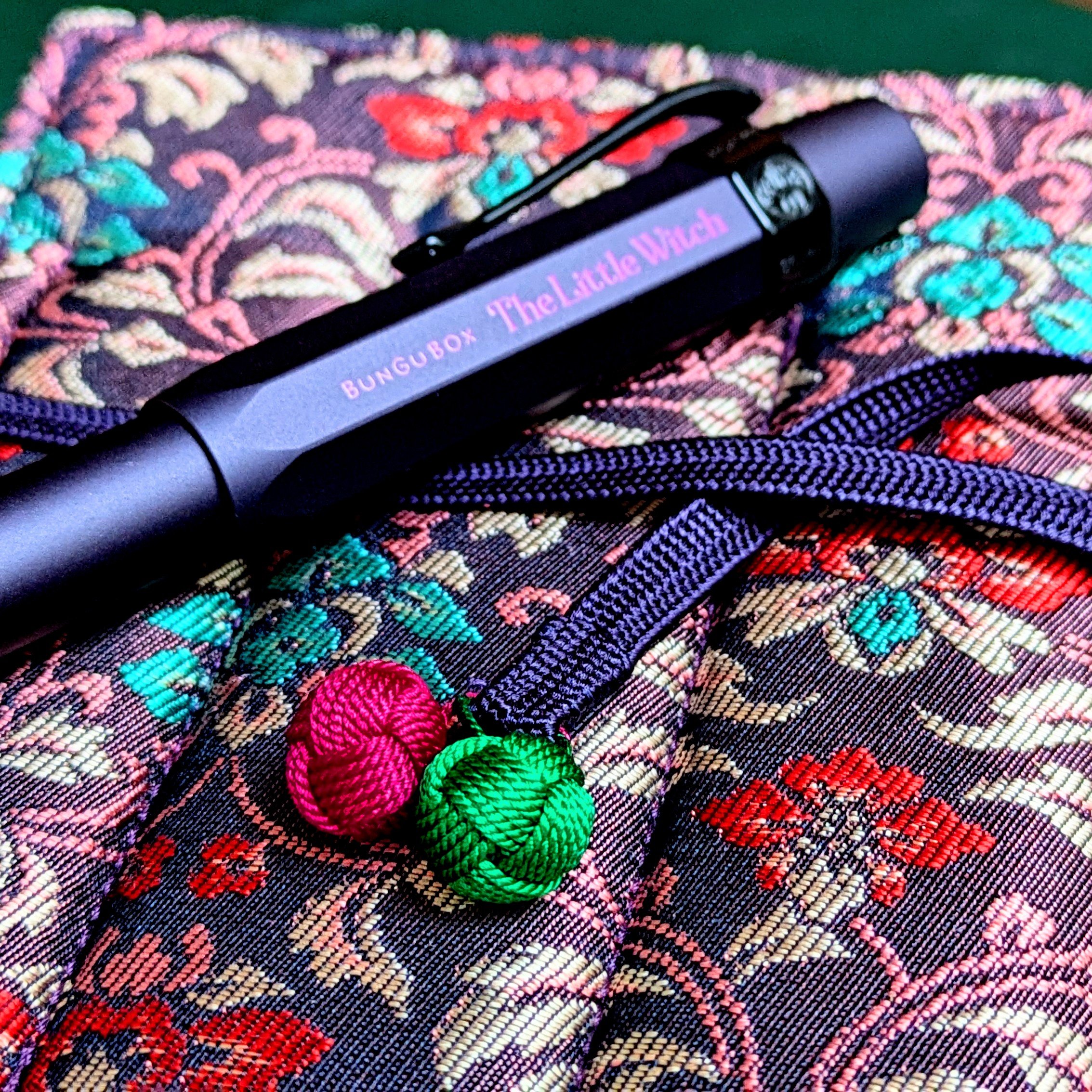 BUNGBOX】The Little Witch【オリジナル万年筆】