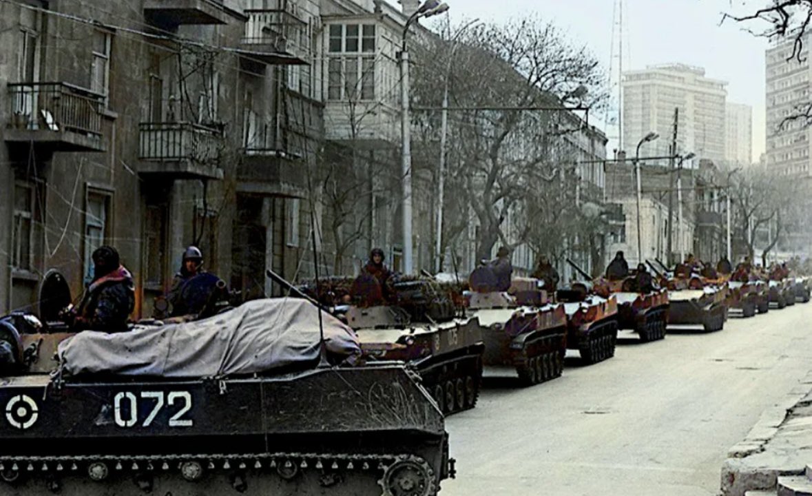JabbarliLeyla's tweet image. The #Soviet leadership sent tanks and troops to #Baku. The military operation, ordered by then-Soviet leader #MikhailGorbachev, resulted in the deaths of civilians, injured and many arrested. The indiscriminate use of force targeted unarmed civilians, including women, children,