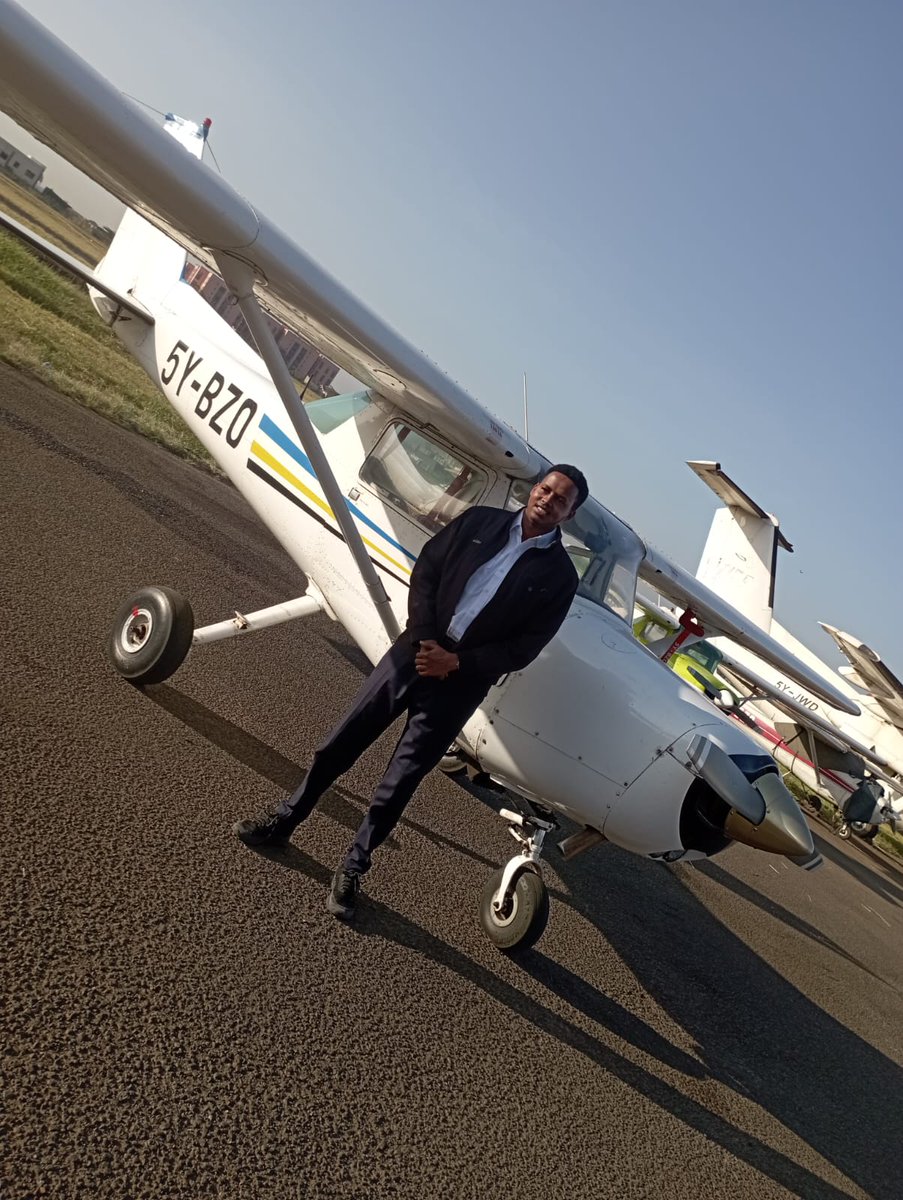 ProactiveFlight's tweet image. 🌟 Congratulations Yussuf! 🌟

🎉 Yussuf has just completed his first solo flight, a monumental milestone in every pilot's journey! 🚀✈️ Your dedication, skill, and passion for aviation have brought you to this incredible achievement.