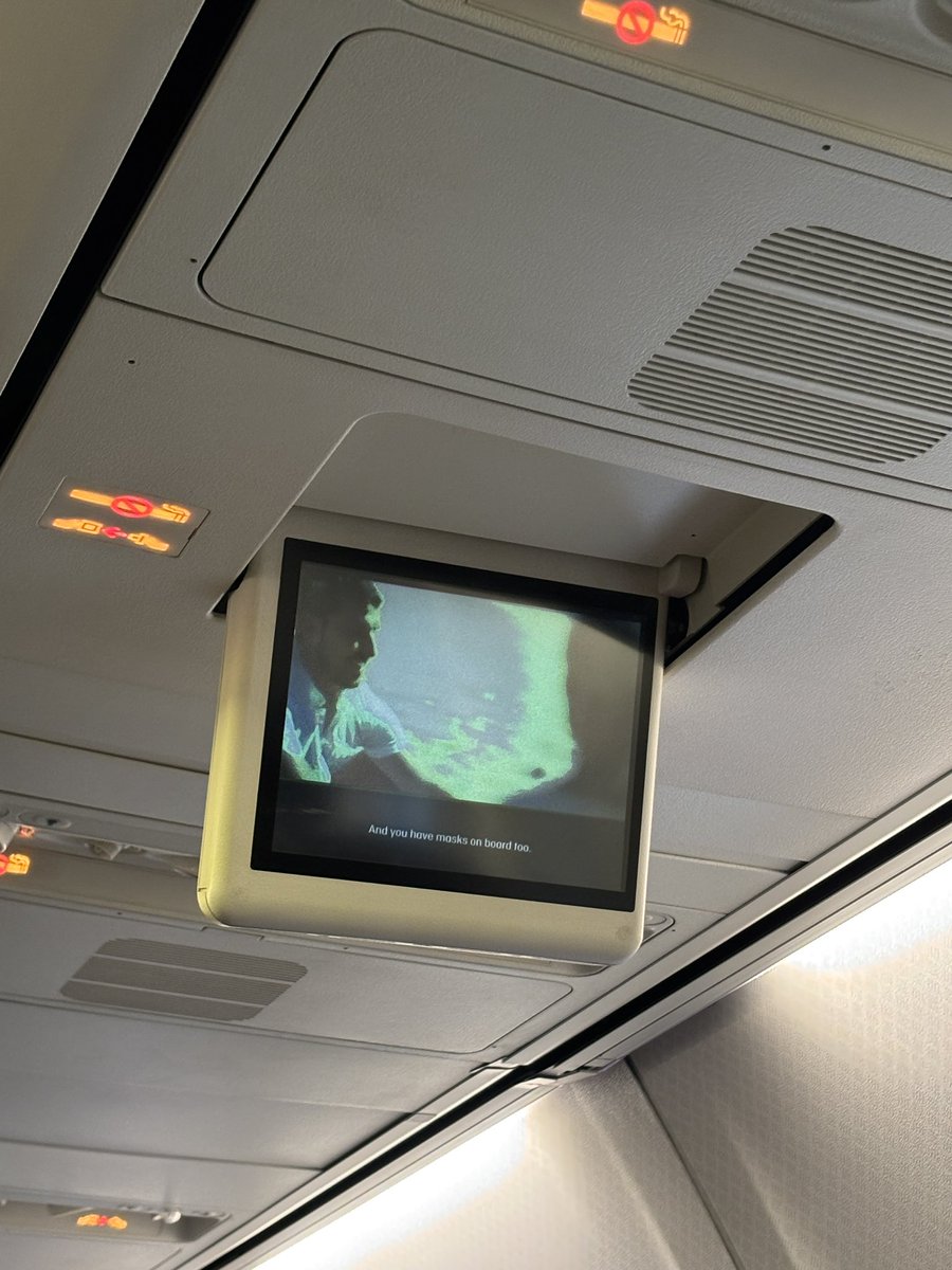 Flying in a <a href="/Qantas/">Qantas</a> plane designed and made in 1852

Wtf 😳