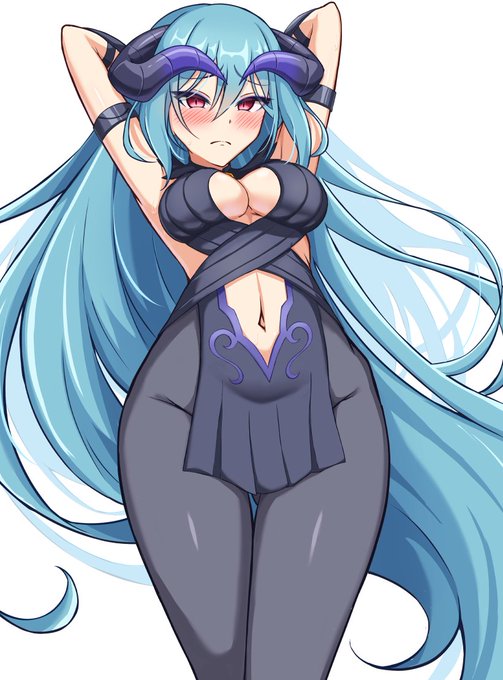 シナツさんってやっぱり履いてないのか...? 