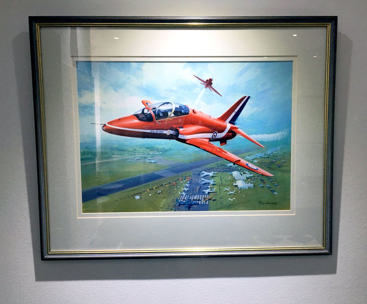 ian_bott_artist's tweet image. Sad to hear Roy Huxley has passed away. He was one of that inspiring genre of commercial artists of the 50s and 60s who, in my opinion, were the best aviation artists of all. This original by him that hangs in the @TheRAFClub in London and is one of my favourite paintings there