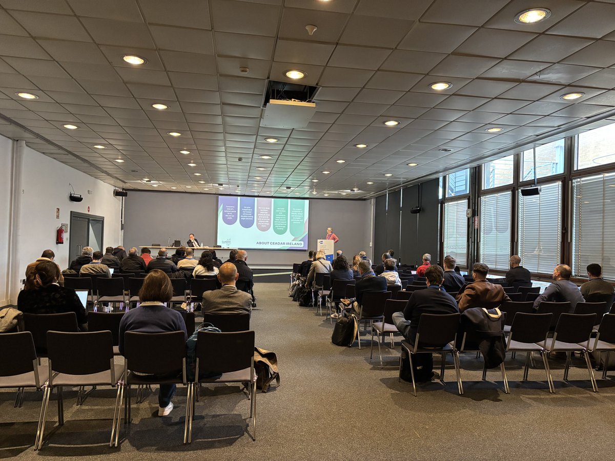 Our workshop “Excellence in Artificial Intelligence and Edge Computing” at  #HiPEAC25 has started with <a href="/ard24ir/">Alireza</a> talking about the Challenges and Promises for Real-Time Intelligence <a href="/dAIEDGE/">dAIEDGE</a>