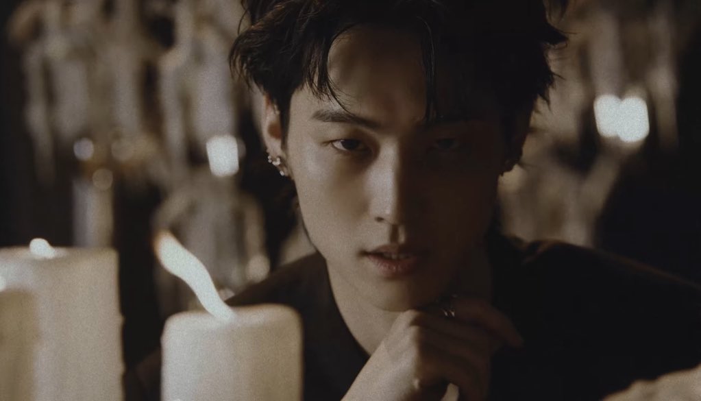 jayblooks's tweet photo. JAY B HAS NO MERCY  
#GOT7_PYTHON_OutNow 
#GOT7 #갓세븐 @GOT7Official https://t.co/4JKgxHrMoW