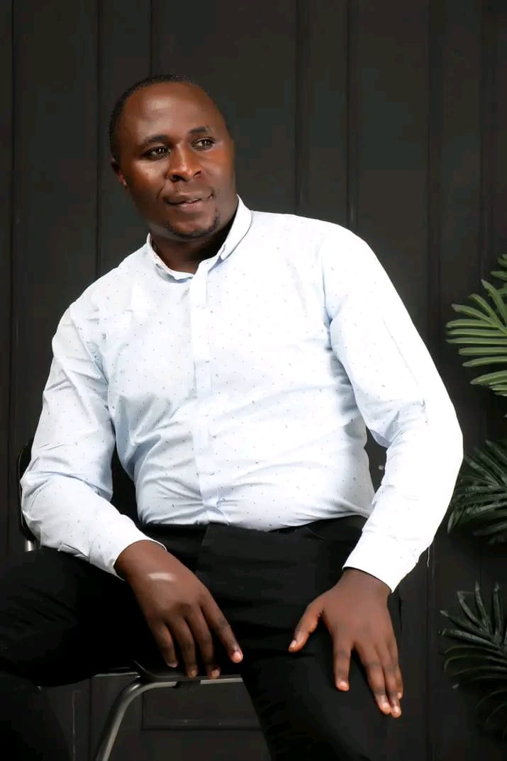 AokoOtieno_'s tweet photo. Oya, Luos, two years into Ruto's presidency, 

General Ogolla - Killed 

Denzel Omondi - killed 

Owino,  bullet in the head 

Richard 👇 Killed 

But as long as Raila goes to AU, we are happy, yes?

If Junet and Mbadi are eating, tuko sawa as Luo Nation 

I'm so disgusted 🤮 https://t.co/6EcjUkdgYb