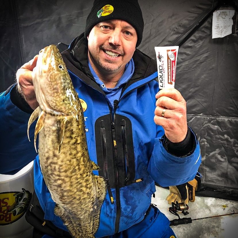 Tis the season.....hardwater fishing!!!! 

📸 @fishing_the_wild_west_tv_show_