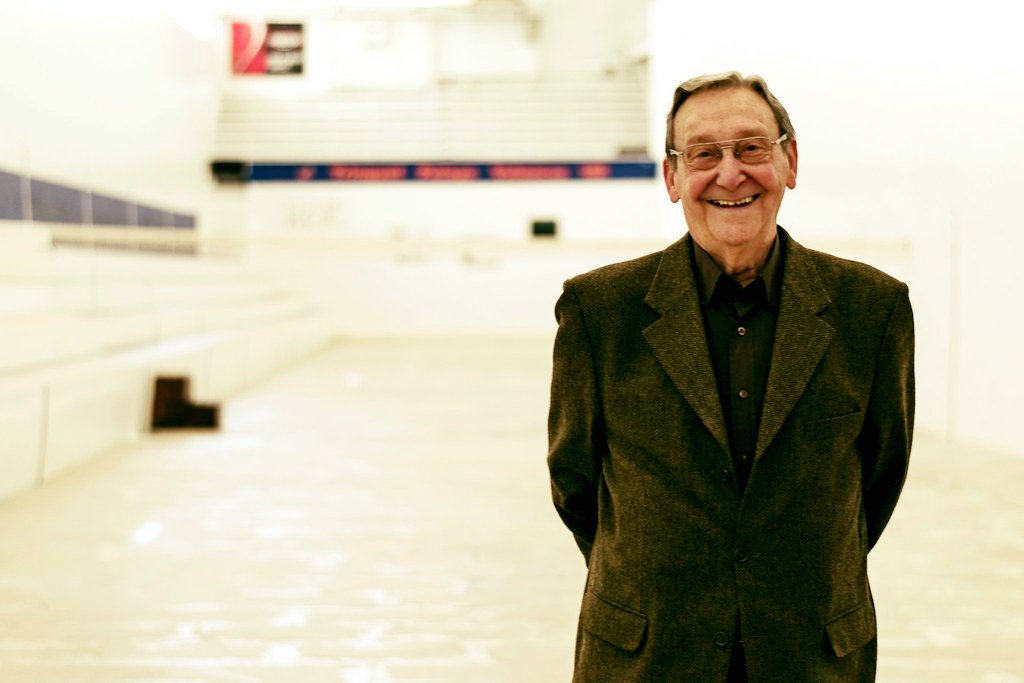 OBITUARI ⚫ Ha faltat el gran Rovellet. Antonio Reig Ventura, nascut a València en 1932, ha sigut una de les grans llegendes del nostre esport. Des de la FPV ens unim al dolor de familiars, amics i de totes les persones que el van conéixer.

Descanse en pau.

#DEP