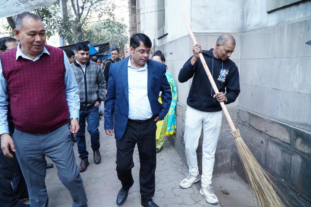 Kolkata Customs tweet media