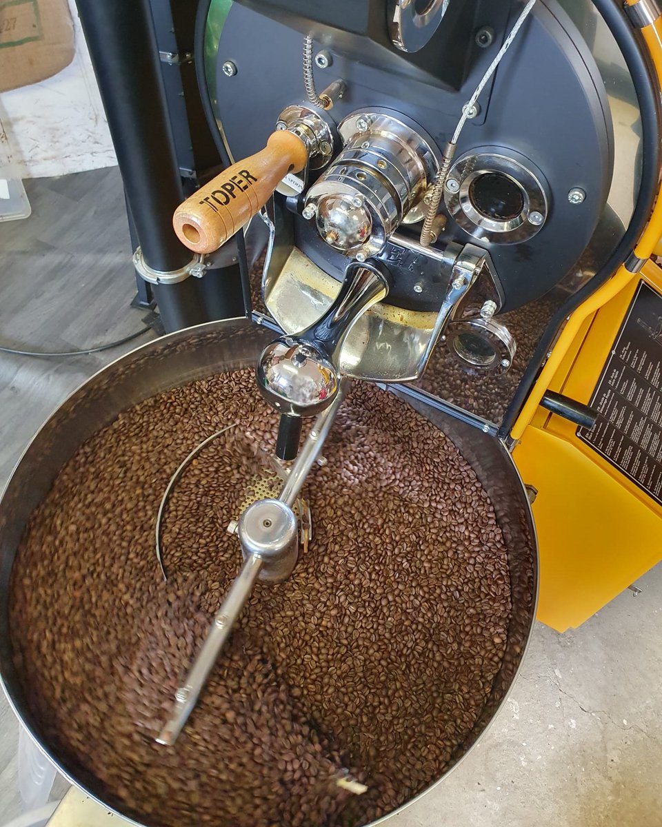WRRoasters's tweet image. ☕️ Can you guess what we&apos;re roasting today? 

#calderdale #halifax #coffeetime #coffee #coffeelife #coffeelovers  #coffeeholic #coffeeaddict