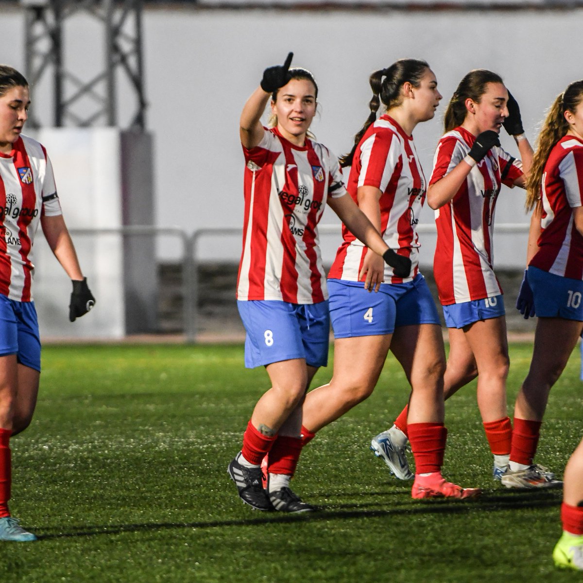 Si parpadeas te lo pierdes... 👀

La secuencia del golazo de <a href="/raquelnlc/">Raquel</a> 

#AupaOrgaceño