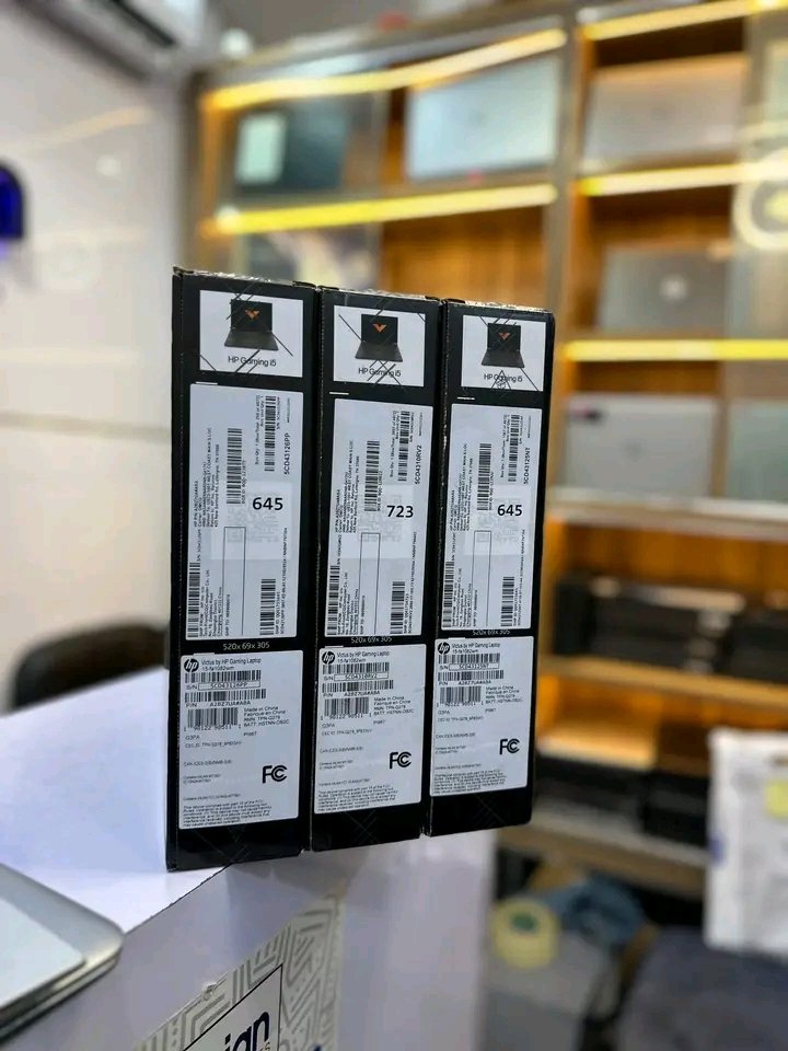 TechWithEkani's tweet image. Victus by HP Gaming laptop 15 fa-1082Wm
Intel Core i5-13420H up to 4.6Ghz
16gb SODIMM DDR4 SDRAM
512GB Solid state Drive
*6GB Nvidia RTX 4050 Dedicated Graphics*
13th generation
15.6 1920x1080 FHD IPS LED Display @ 144Hz refresh rate 
Backlit Keyboard
B and O
N1,700,000