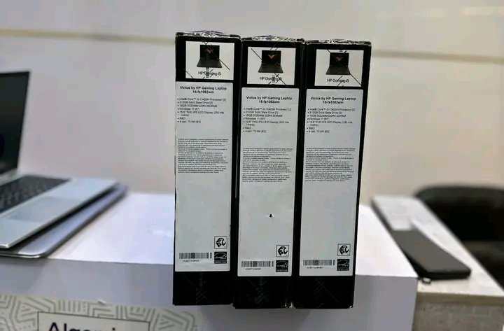 TechWithEkani's tweet image. Victus by HP Gaming laptop 15 fa-1082Wm
Intel Core i5-13420H up to 4.6Ghz
16gb SODIMM DDR4 SDRAM
512GB Solid state Drive
*6GB Nvidia RTX 4050 Dedicated Graphics*
13th generation
15.6 1920x1080 FHD IPS LED Display @ 144Hz refresh rate 
Backlit Keyboard
B and O
N1,700,000