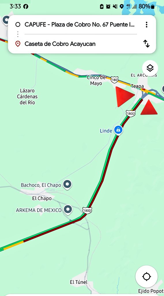 g63518955's tweet photo. @CAPUFE @Karen25831499 Buenos días disculpe el entronque que va hacia nuevo teapa es una de hoyos por eso se hacen las filas esta en pésimas condiciones uno con carro grande pasamos a vuelta de rueda y es por eso que se hacen las filas por que no ahí de otra porfavor pedimos de su apoyo para reparar. https://t.co/ckwCkQ4usW