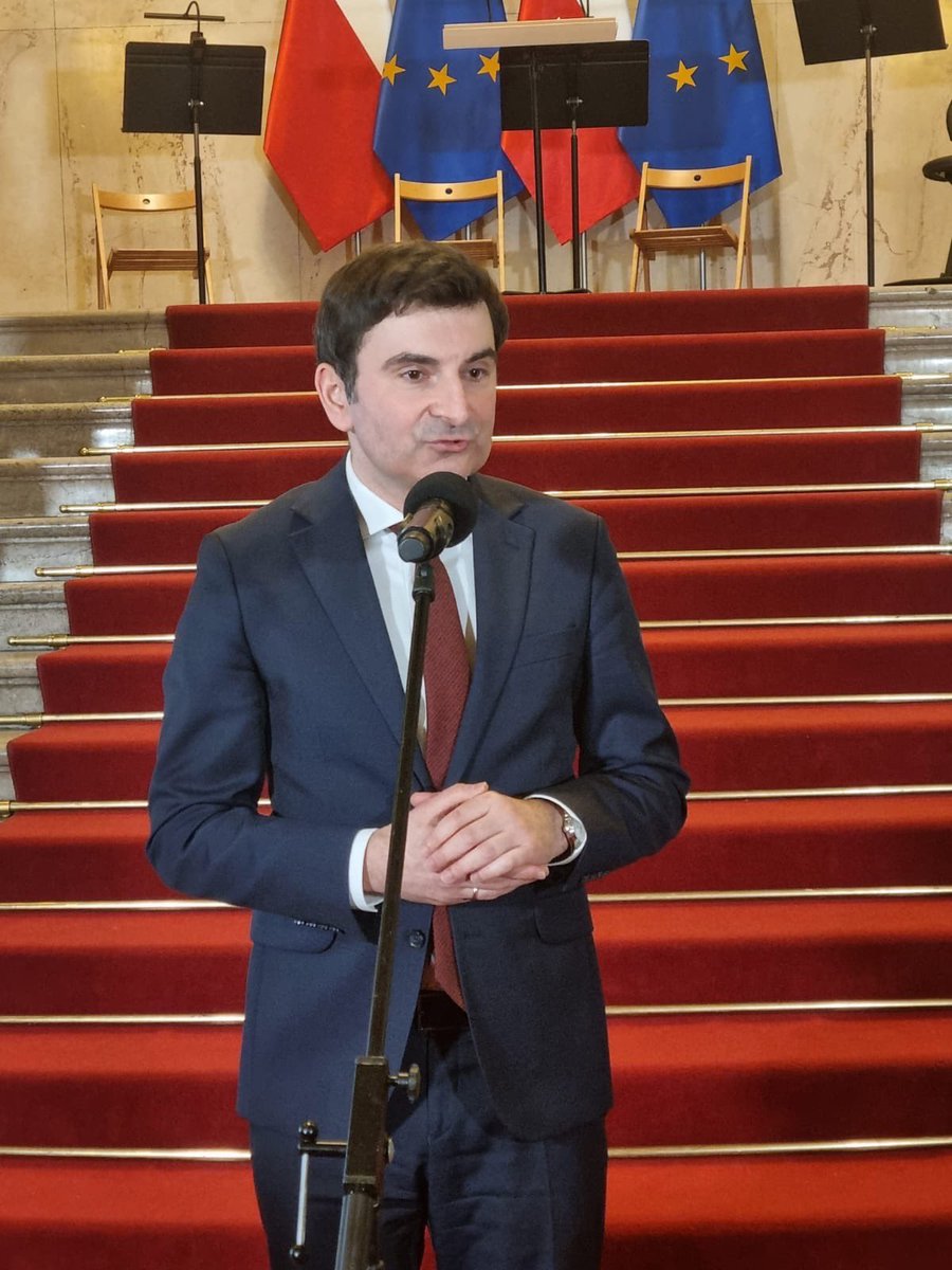 KrgPoland's tweet photo. On (Jan 15, 2025) @ZiyadRaoof #KRG #Representative in Poland, attended the New Year’s meeting of the Consular Corps with #Silesian #Voivode #MarekWójcik and #Marshal #WojciechSaługa. The event featured classical music and discussions on #cooperation and #MiddleEast #geopolitics. https://t.co/N9EkIwQ0R4