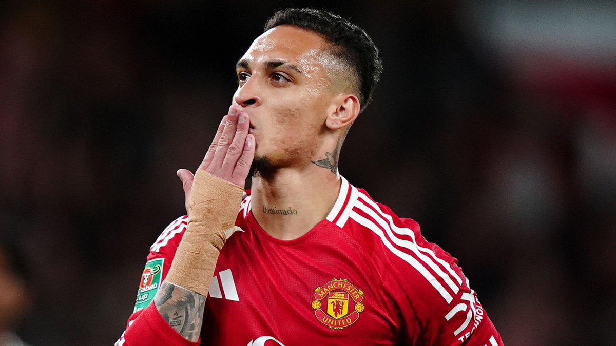 mufcmpb tweet media