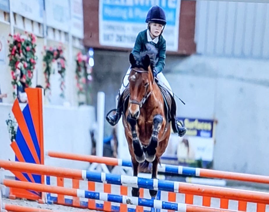 FriarySports's tweet photo. Showjumping - Inter schools competition in Wexford Equestrian Centre.
Well done to Ella Hayes 3rd year and her pony Jasper who came 3rd in the 80cm over the weekend. https://t.co/UQsEAEkmoC