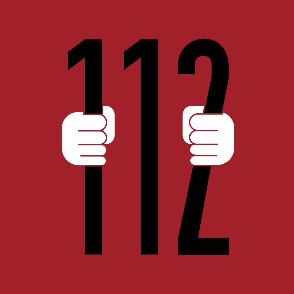 iLawFX's tweet photo. คดี #มาตรา112 กลายมาเป็นข้อถกเถียงจากกรณี #แสตมป็อภิวัชร์ ถูกขู่ กฎหมายมาตรานี้มีโทษจำคุก 3-15 ปี และมีการใช้งานมากหรือน้อยเปลี่ยนไปตามสถานการณ์การเมืองที่ "อ่อนไหว"

นับแต่การใช้งานระลอกใหม่หลังปี 2563 มีผู้ถูกดำเนินคดีอย่างน้อย 276 คน ใน 309 คดี https://t.co/LImFxWGd04 https://t.co/8tzAbjqK9o