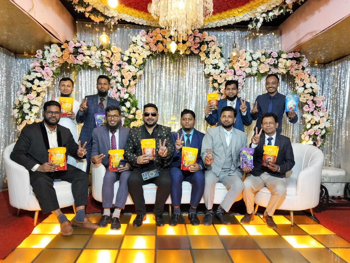 Ts_Shayed's tweet image. Buffet Lunch events in liven Global Bangladesh Team... #Rajshahi #livenglobal #Bangladesh