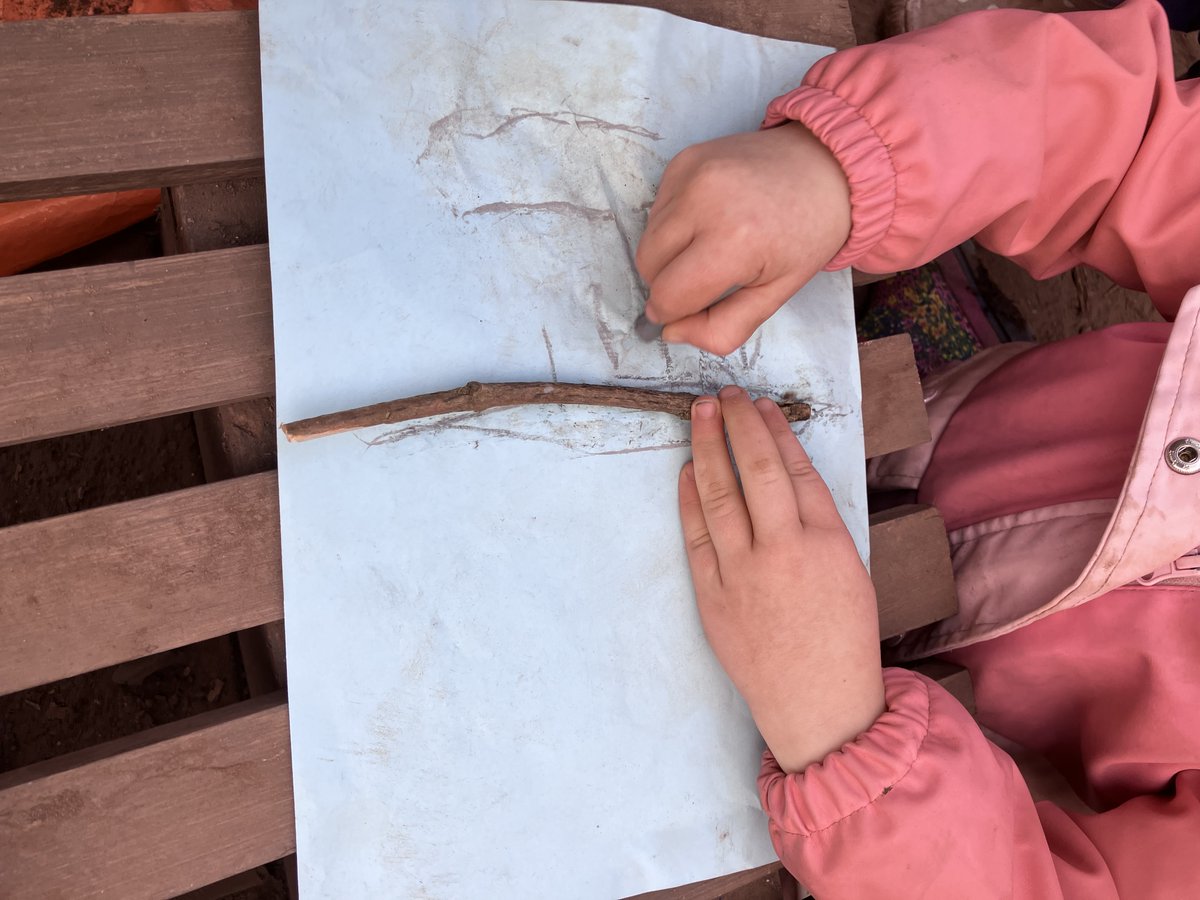 RoslistonEnvEd's tweet image. Saplings Nature Tots - every Wednesday @ Rosliston Forestry Centre in term time. Sessions feature a craft or exploratory activity to take part in with your little ones.
10.30-11.30. £6 per child. Discounts for siblings & childminders. More info: rosliston@southderbyshire.gov.uk