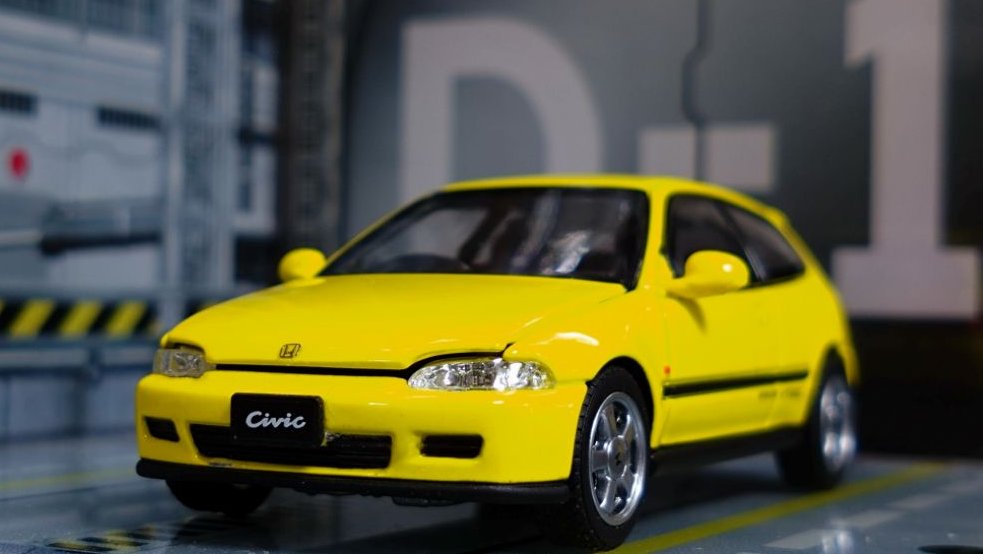 dondon_onpu's tweet image. ・Honda Civic Type R EK9
（PRIME MODEL / majorette / Kabaya）NON
・HONDA Civic EG6
（LCD MODELS）1/64

玩菓扱いの EK9 入庫♪ギミックはボンネット開閉ですが、この個体はほとんど動きませんw 同じくボンネット開閉の EG6 を添えて🚗

#マジョレット #カバヤ #LCDMODELS