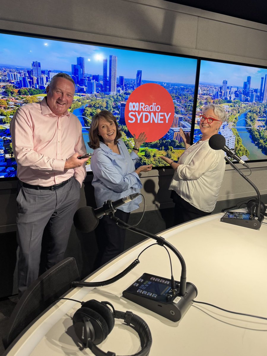 JimWilsonMedia's tweet photo. Started in radio, born and raised in western Sydney, right at home day 1 @abcsydney #Drive live in Parramatta, very proud and yes slightly biased #ChrisBath #702Sydney 🎉📻🎙️ https://t.co/bmwVMWm0OE