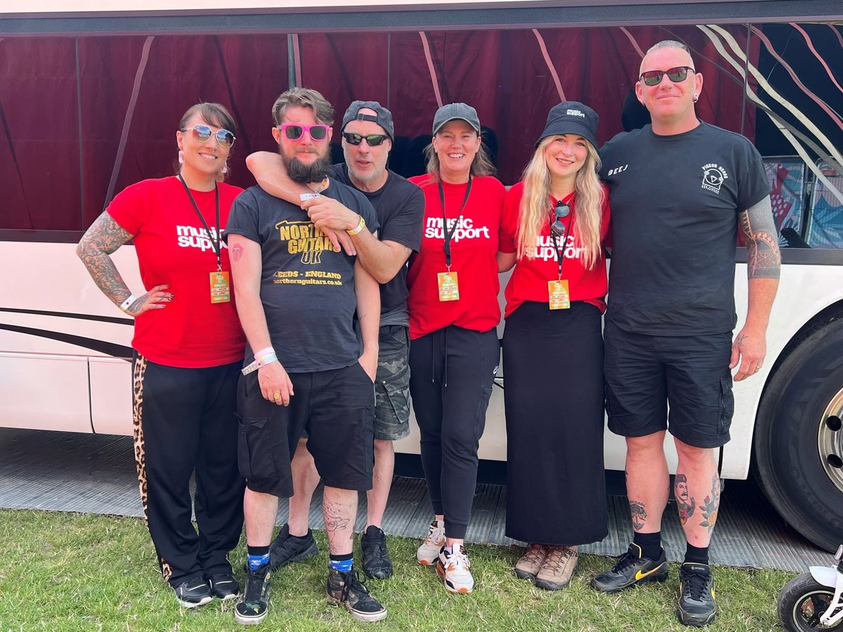 Make a real difference to the UK music industry by becoming a Music Support volunteer!
We're seeking dedicated individuals to join our volunteer family and help create positive change. 
Follow the link to find out more and apply ➡️ bit.ly/MSVOL25