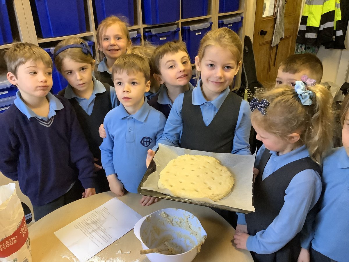 TownCloseSchool's tweet photo. As part of the Pre Prep topic, 'The Frozen North', Willow Class is learning all about Canada. Last week, they were researching Canadian food & baked their own bannock bread which they dipped into a pot of Canadian maple syrup! 

#TownCloseYear1 #TownCloseTopics #TownCloseInteractiveLearning