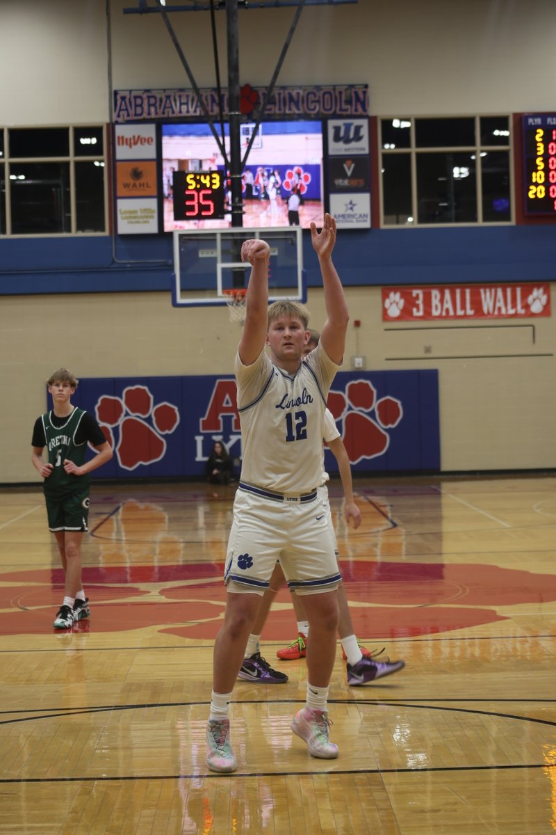 Game 1 of the A1 Auto MLK Classic goes to the Lynx 50-46 vs Gretna!!!