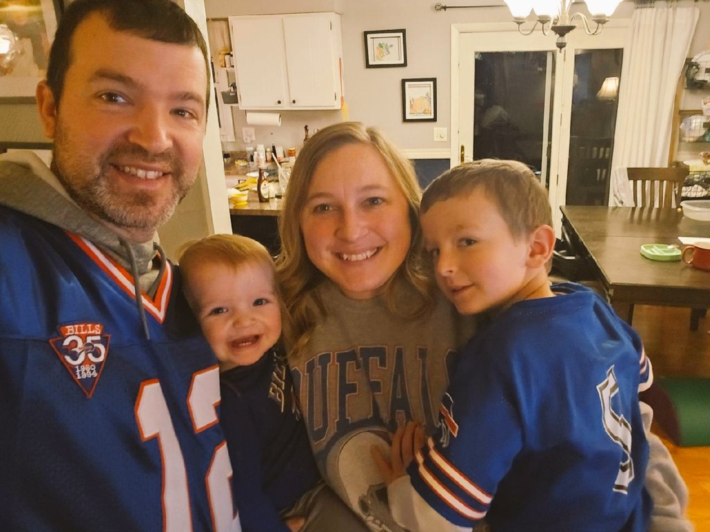 Dan Bauder (@coachbauder5) on Twitter photo This Bauder crew hails from all over the Midwest; One from Ohio, one from Iowa, and two from Wisconsin... All <a href="/BuffaloBills/">Buffalo Bills</a> fans though! #GoBills This Bauder crew hails from all over the Midwest; One from Ohio, one from Iowa, and two from Wisconsin... All <a href="/BuffaloBills/">Buffalo Bills</a> fans though! #GoBills