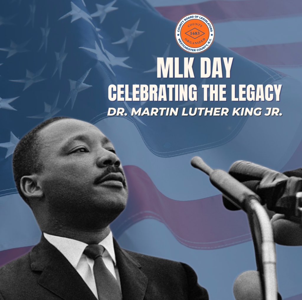 ShanaeVWilliams's tweet photo. Happy MLK Day #MLKJr #PeaceAndLove https://t.co/6BvGT1VFwQ