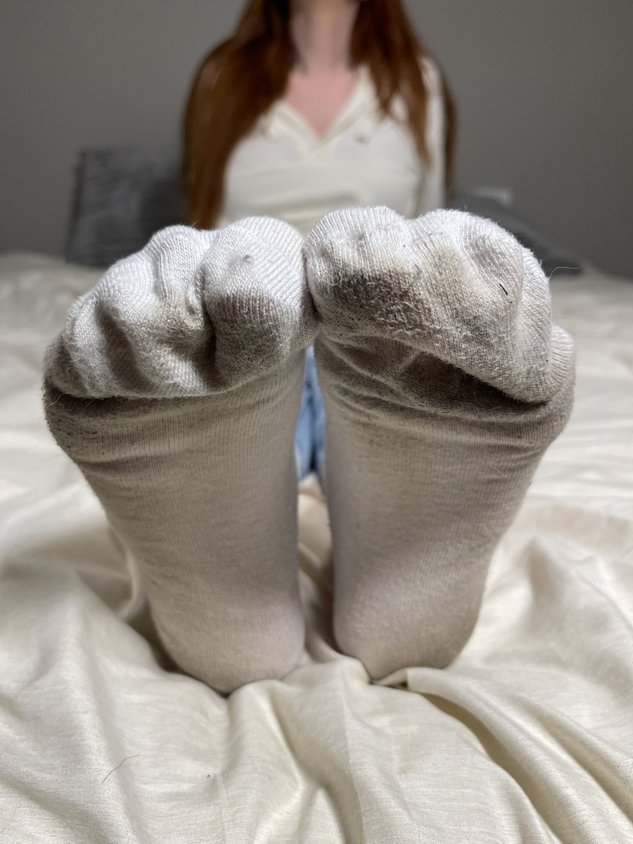 itsme_gingerlee's tweet photo. Don’t forget I send socks too😈 you need a pair!! https://t.co/qr3ps0PD3N