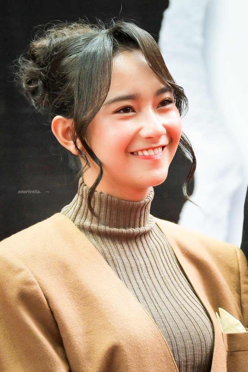 amortentia0213's tweet photo. cantik banget mau nangis 😭 https://t.co/YTRSEBm7z5