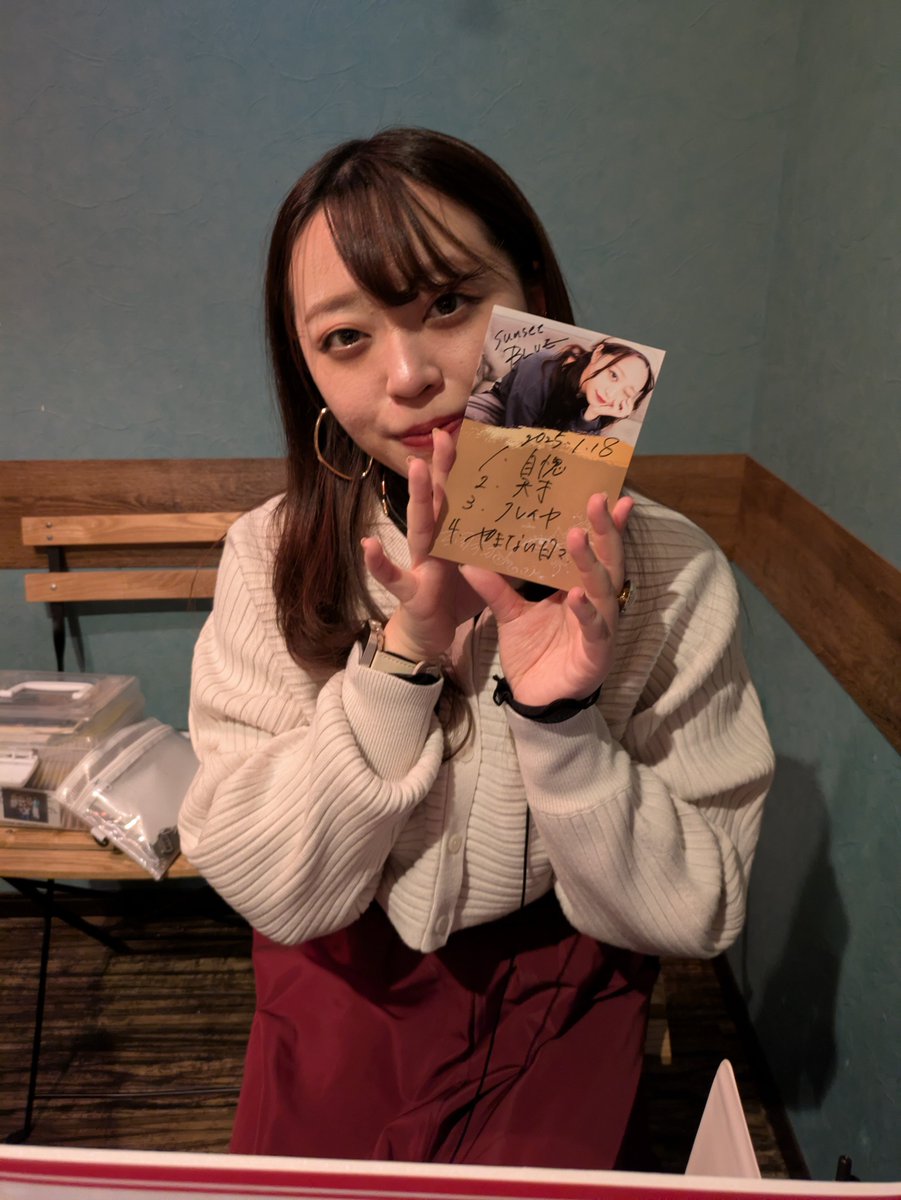kazu1006213203's tweet photo. 1月のライブ日記8 Promote us vol.6 三国未来さん 初めて拝見、見た目からは想像できない力強い歌声 good 動画NG @Mikuni_39 #三国未来 @promoteus_ #prus https://t.co/mSEi7PSy5O