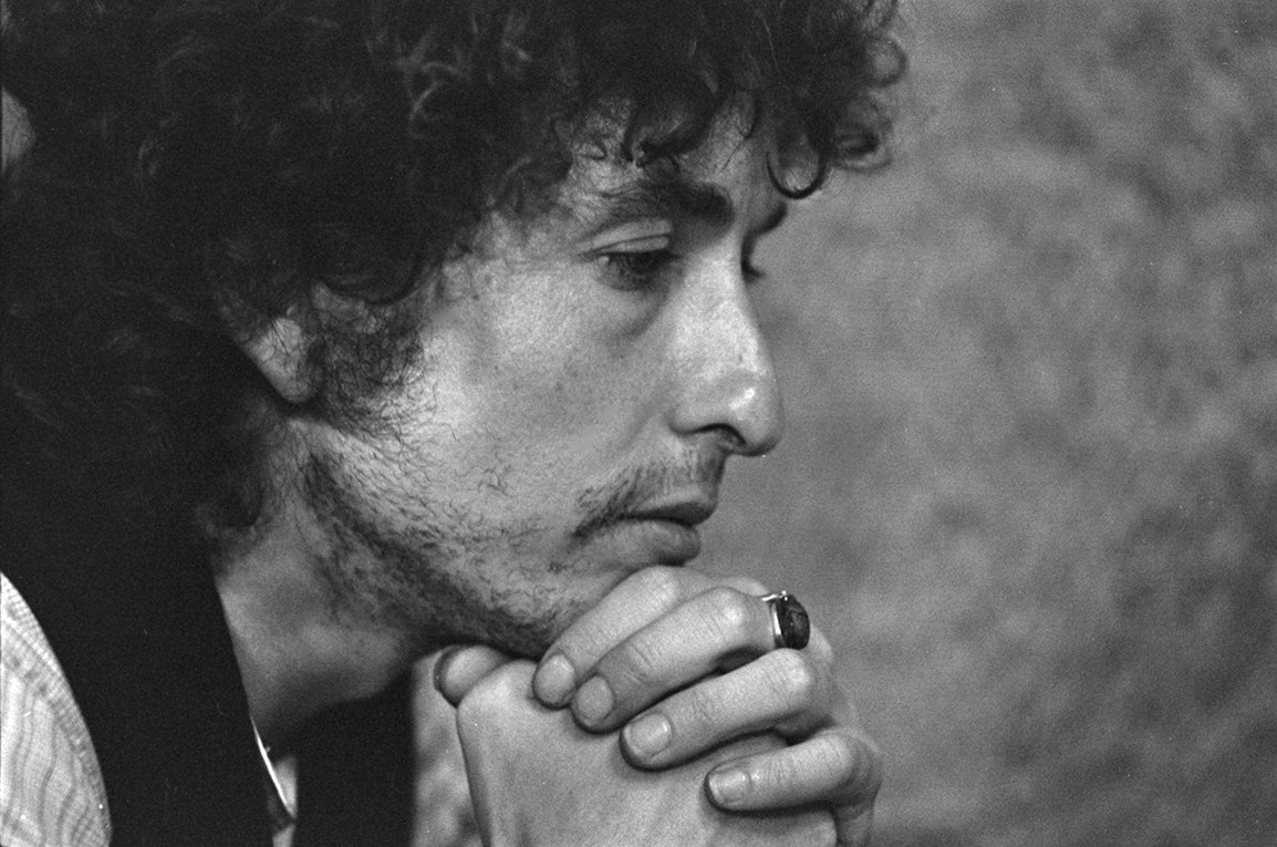 DefDylan's tweet photo. Blood on the Tracks is one of those albums that grows deeper with every heartbreak you experience, and serves as a reminder that the heaviest emotions, when translated into art, become touchstones of our shared humanity. 

Released 50 years ago today

📷: Ken Regan https://t.co/YMotAFtTEy
