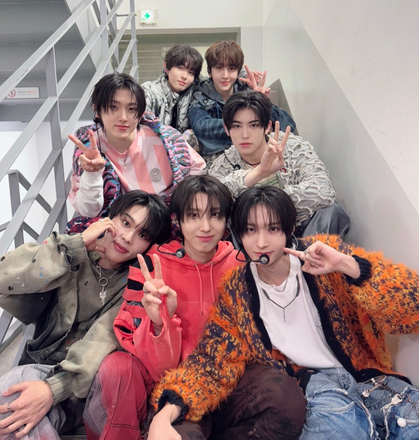 kickflipacervo's tweet photo. - Thread Informativa de como dar stream/ Votação no novo álbum do ‘KickFlip Corretamente.

segue o fio: 🧶 

#KickFlip #킥플립
#Mama_Said #뭐가되려고
#Flip_it_Kick_it https://t.co/uPz8cXhirk
