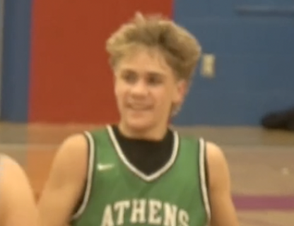 Repost if Athens’ Sawyer Hill had the best #POTW! Winner gets a <a href="/SpfldClinic/">SpfldClinic</a> prize pack. Ends at 10pm!