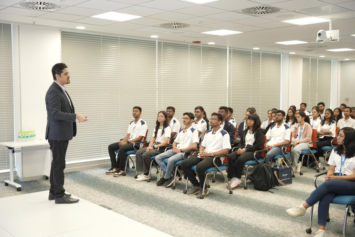 Through Embrace 3DS 2025, our new joiners in India explored the world of our during 2 days of inspiration, connection, and discovery. 🧠

Ready to shape the future with us? 👉 go.3ds.com/cFv #WeAre3DS